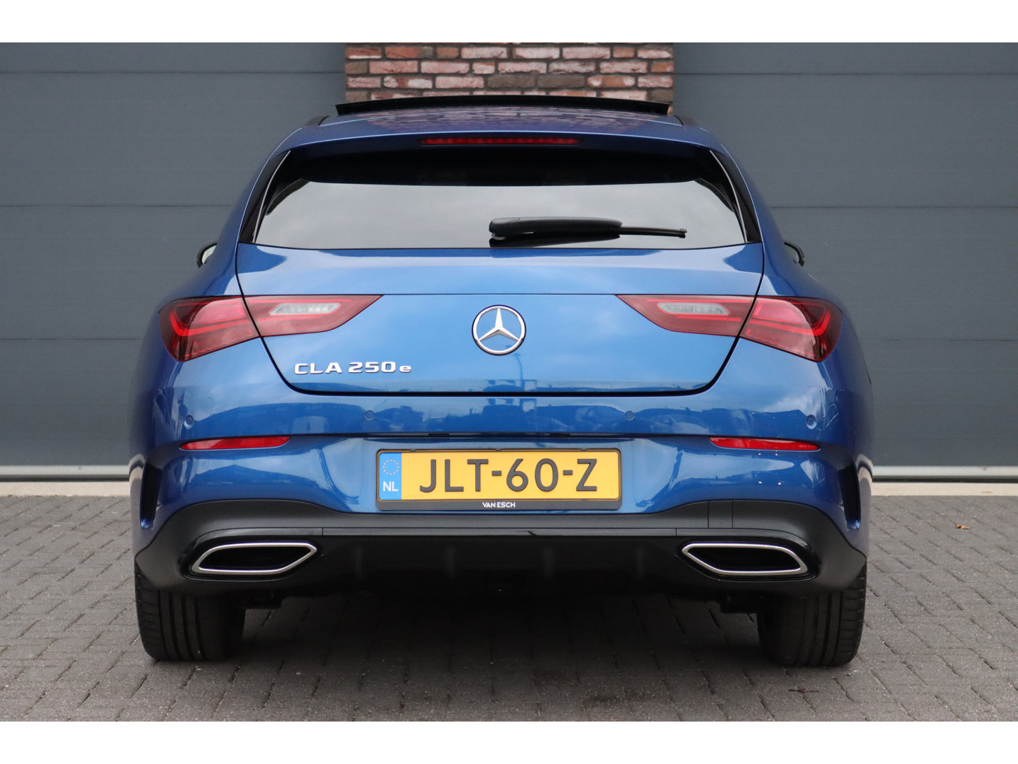 Mercedes-Benz Mercedes-Benz