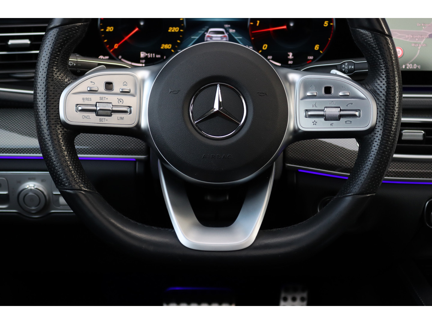 Mercedes-Benz Mercedes-Benz