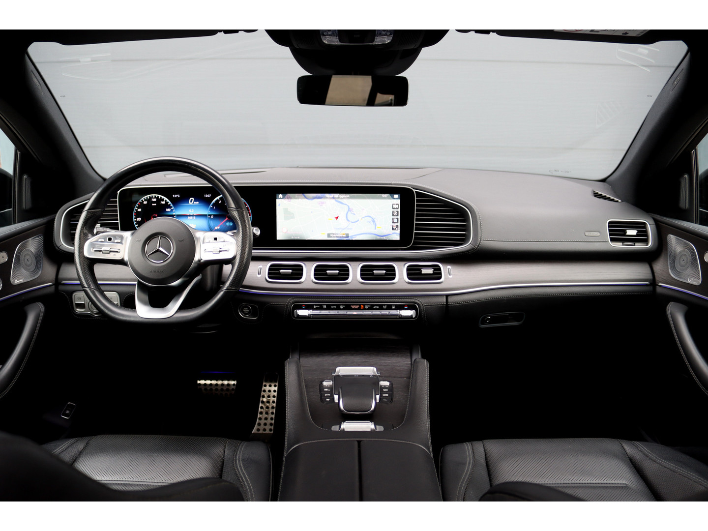 Mercedes-Benz Mercedes-Benz