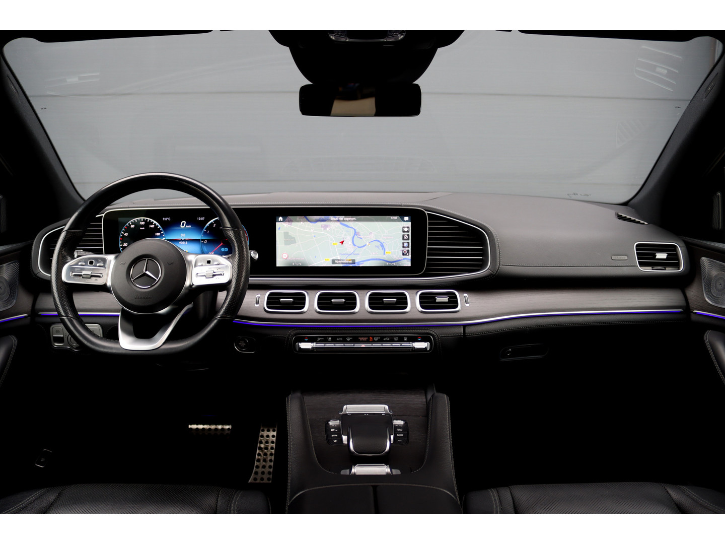 Mercedes-Benz Mercedes-Benz