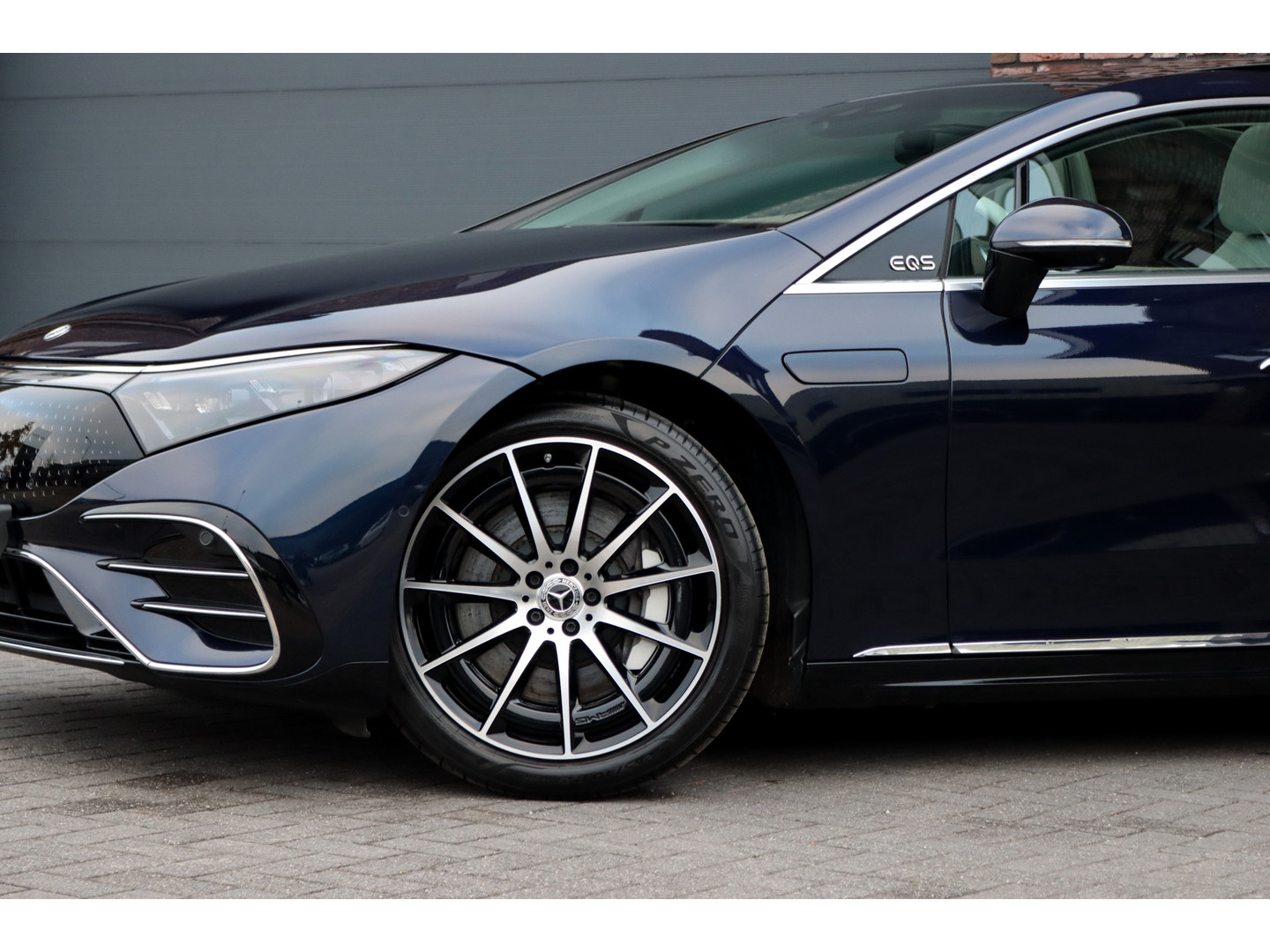 Mercedes-Benz Mercedes-Benz