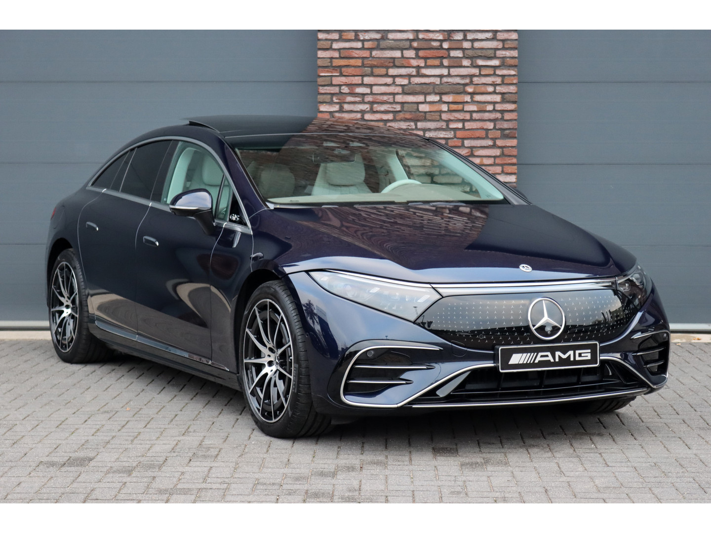 Mercedes-Benz Mercedes-Benz