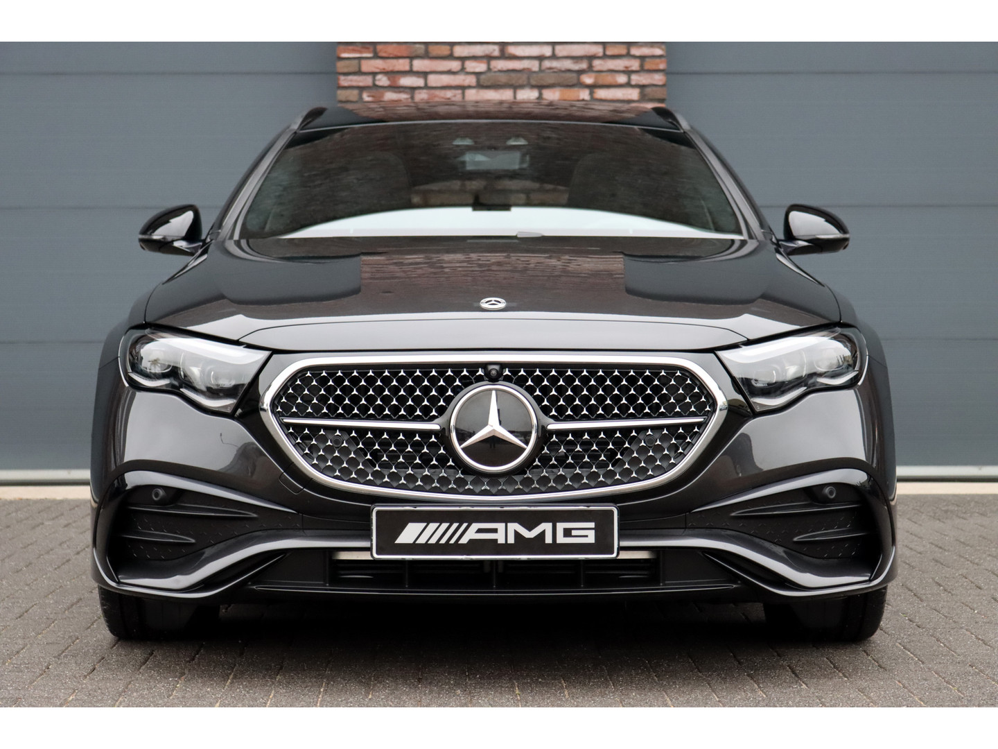 Mercedes-Benz Mercedes-Benz