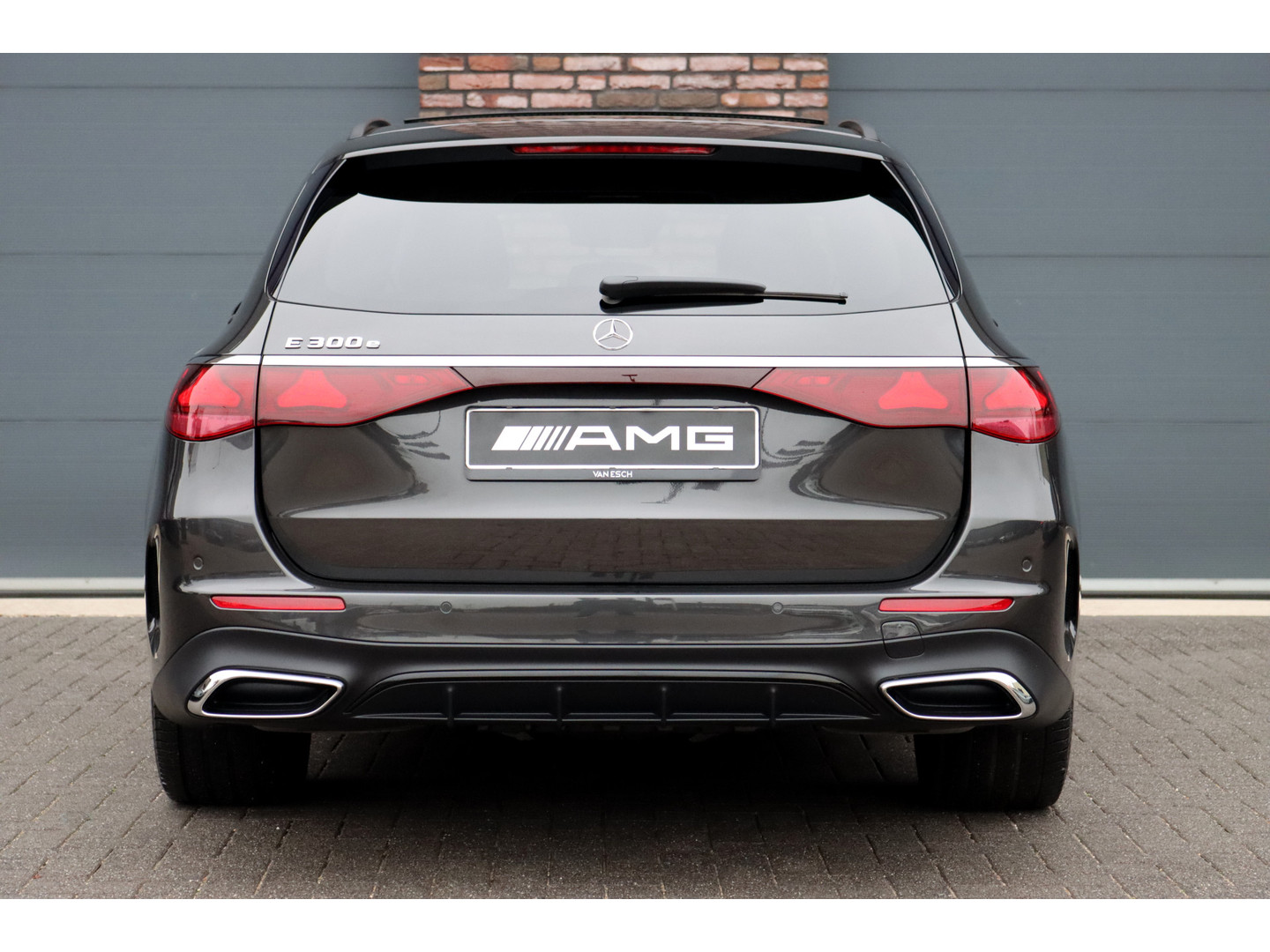 Mercedes-Benz Mercedes-Benz