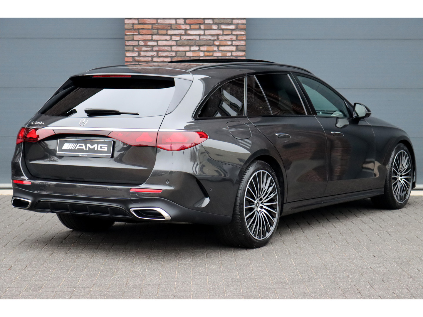 Mercedes-Benz Mercedes-Benz