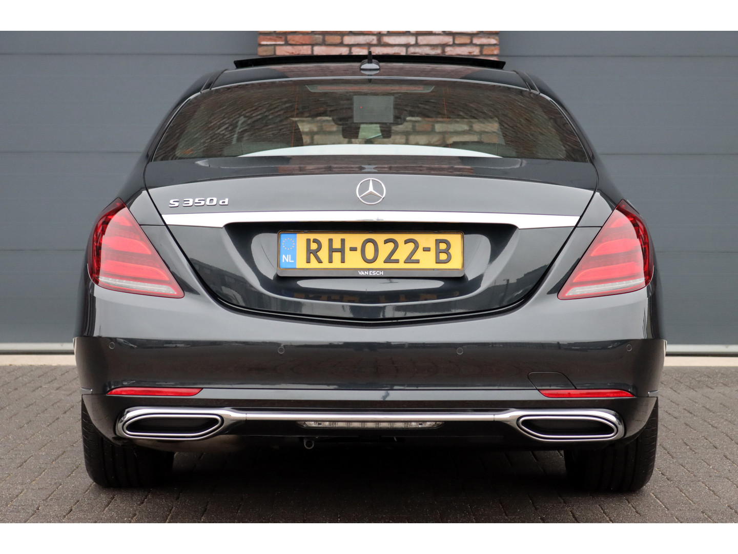 Mercedes-Benz Mercedes-Benz