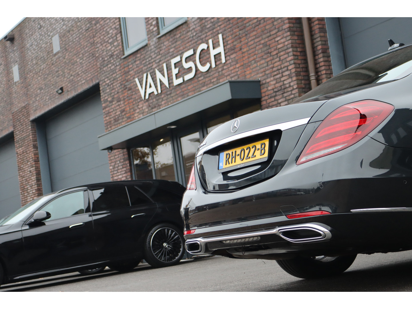 Mercedes-Benz Mercedes-Benz