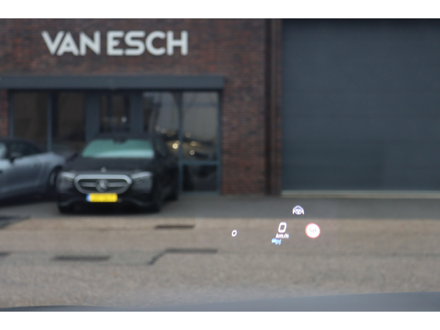 Mercedes-Benz Mercedes-Benz