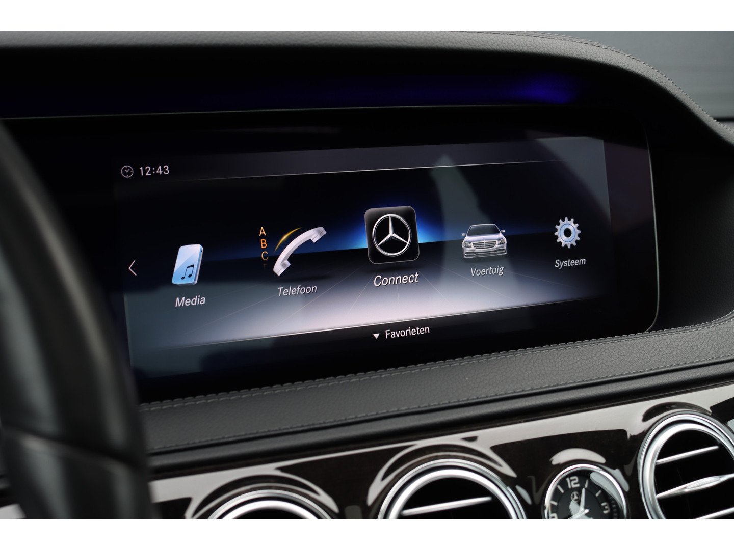 Mercedes-Benz Mercedes-Benz