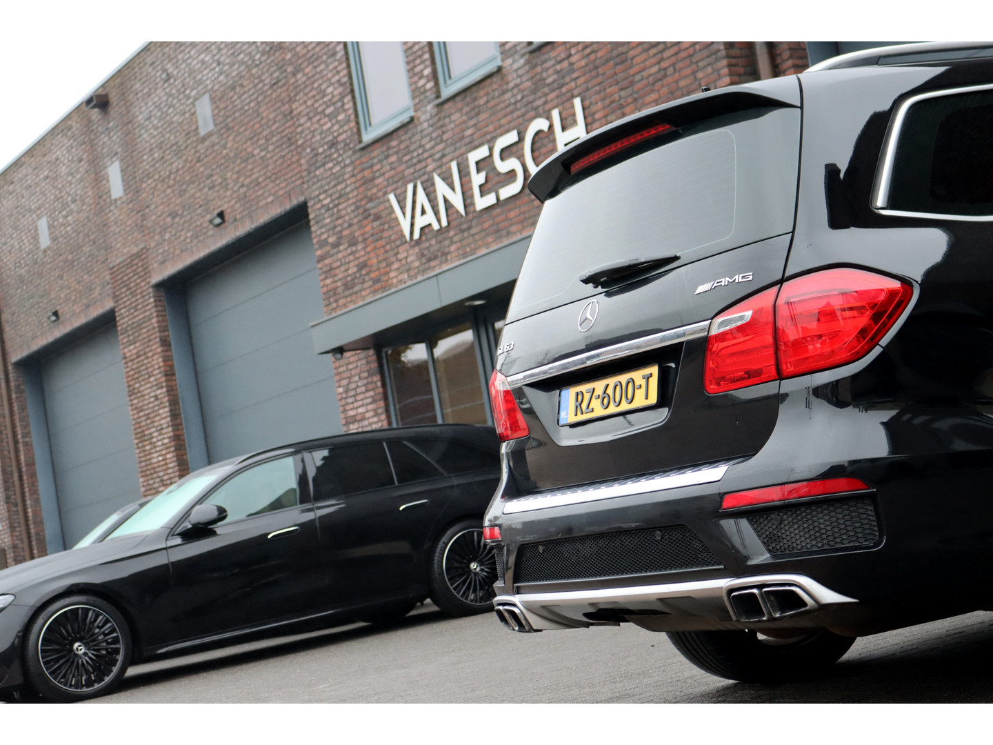 Mercedes-Benz Mercedes-Benz