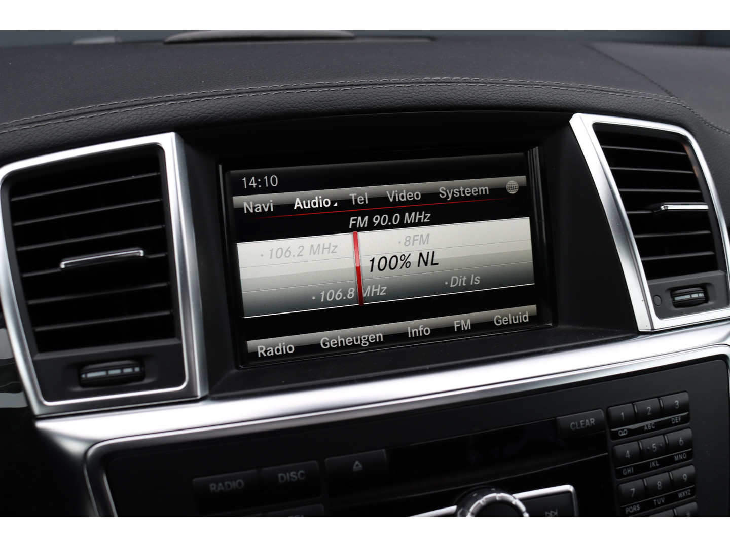 Mercedes-Benz Mercedes-Benz