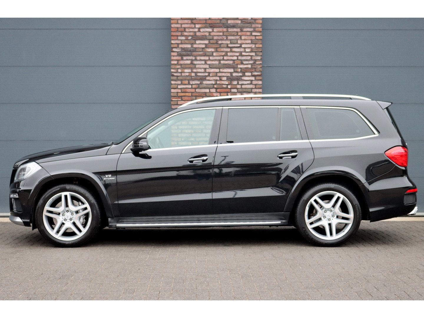 Mercedes-Benz Mercedes-Benz