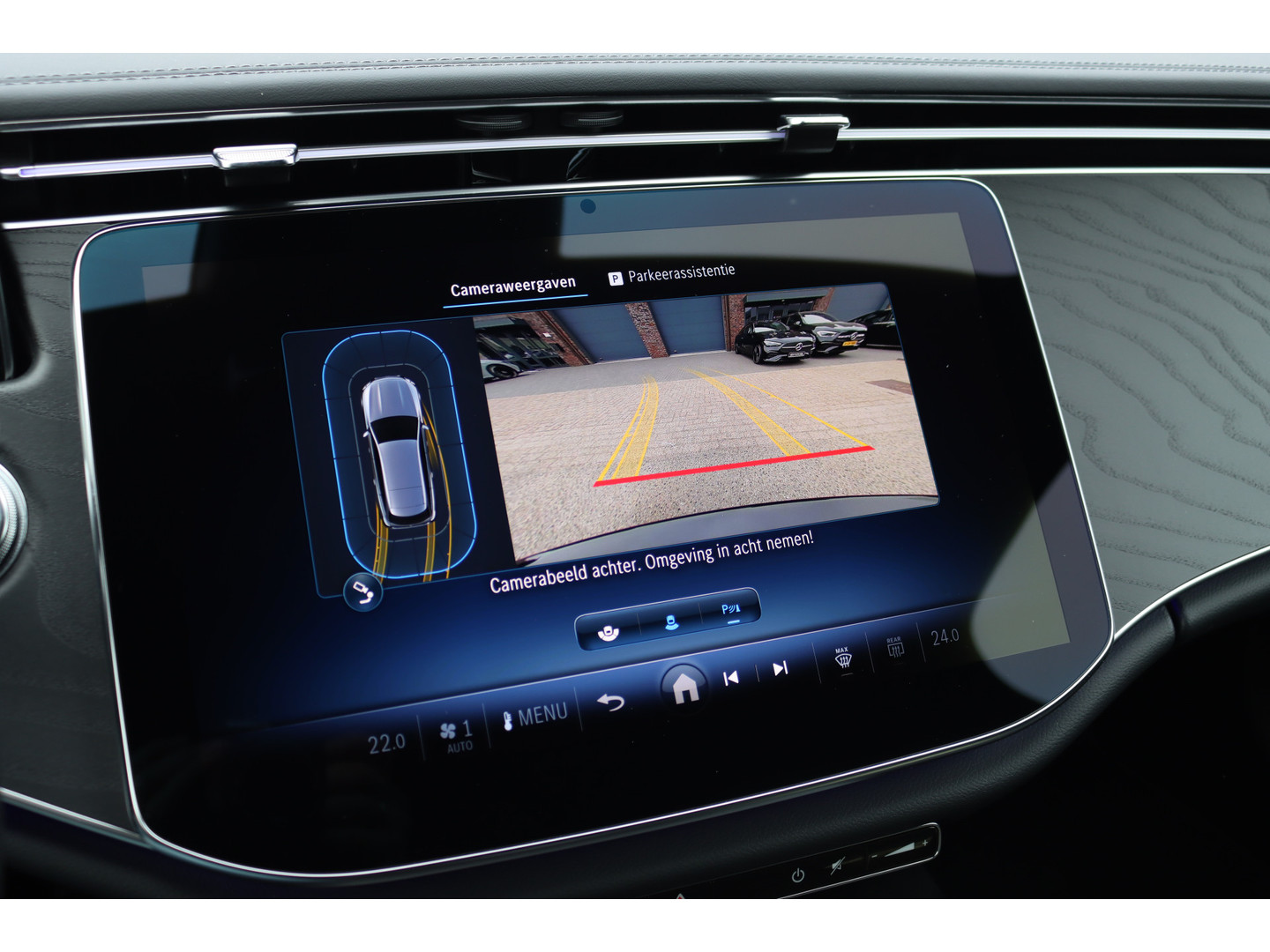 Mercedes-Benz Mercedes-Benz