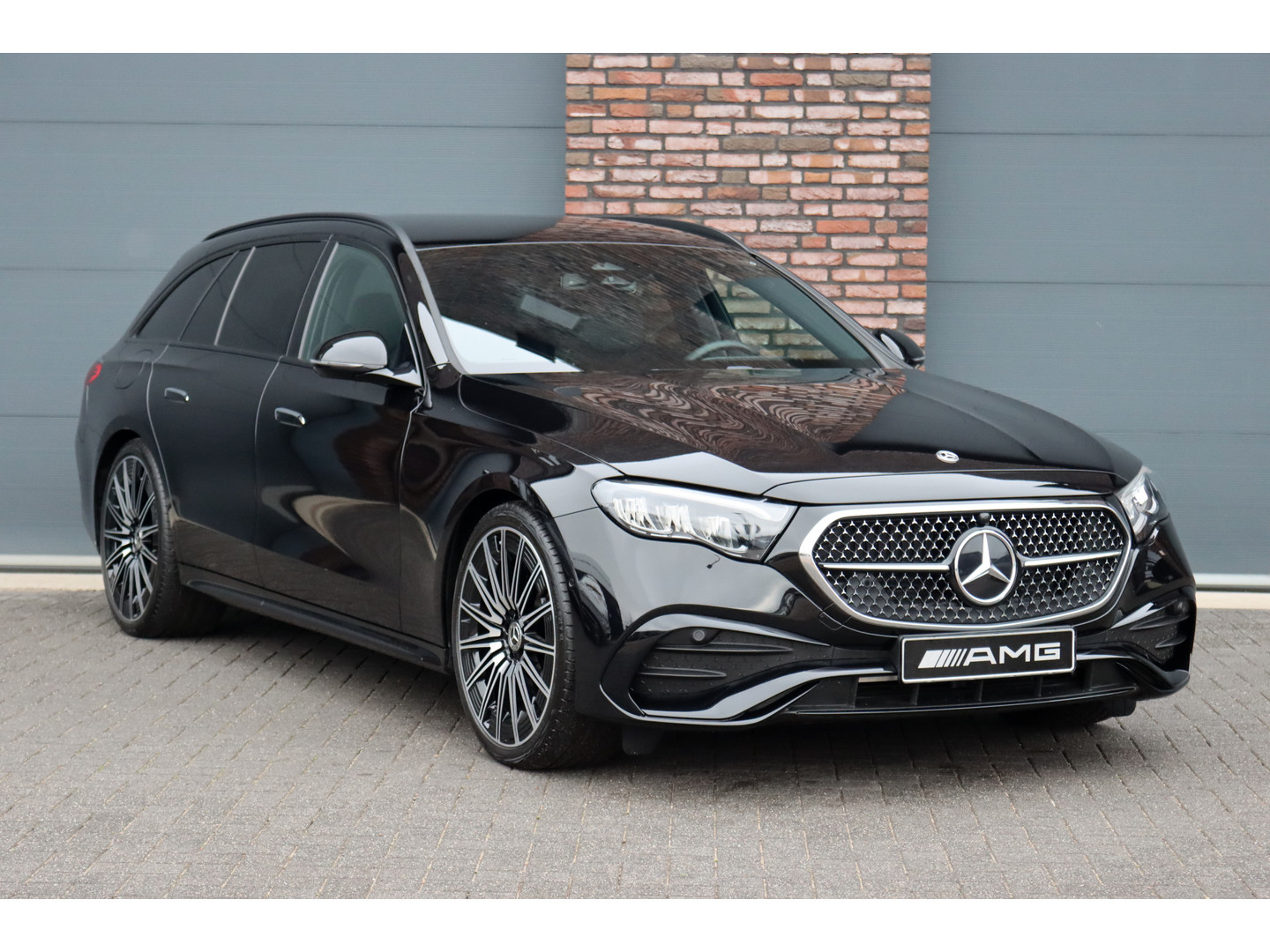 Mercedes-Benz Mercedes-Benz