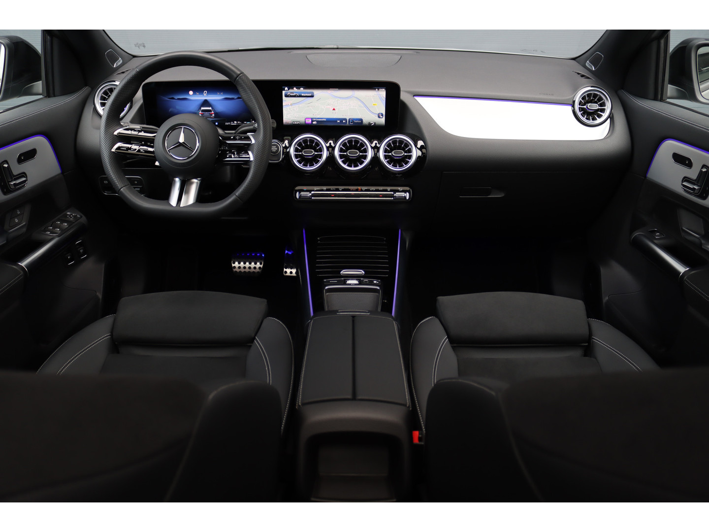 Mercedes-Benz Mercedes-Benz