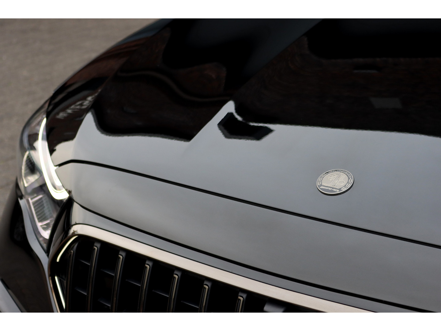 Mercedes-Benz Mercedes-Benz