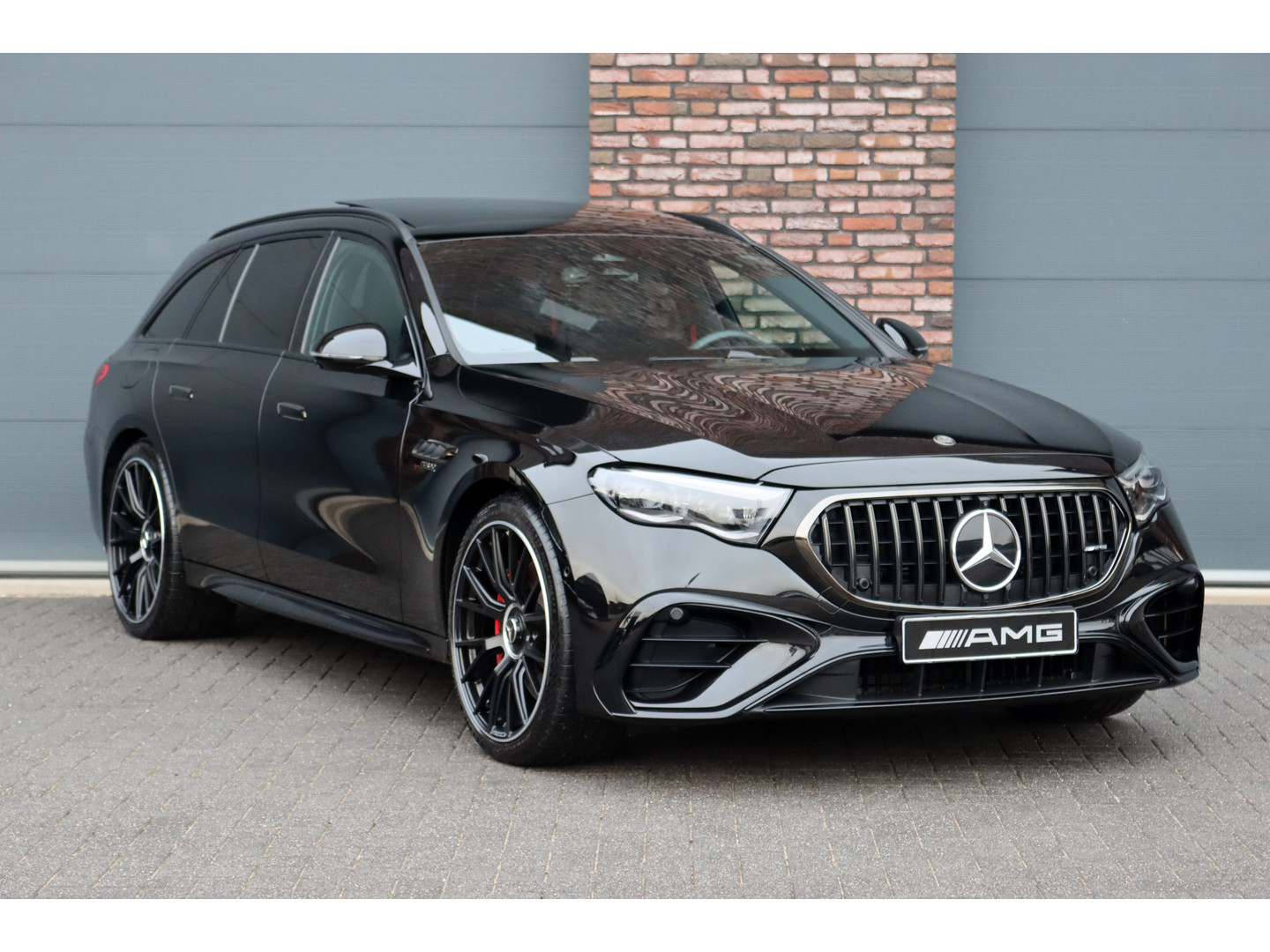 Mercedes-Benz Mercedes-Benz