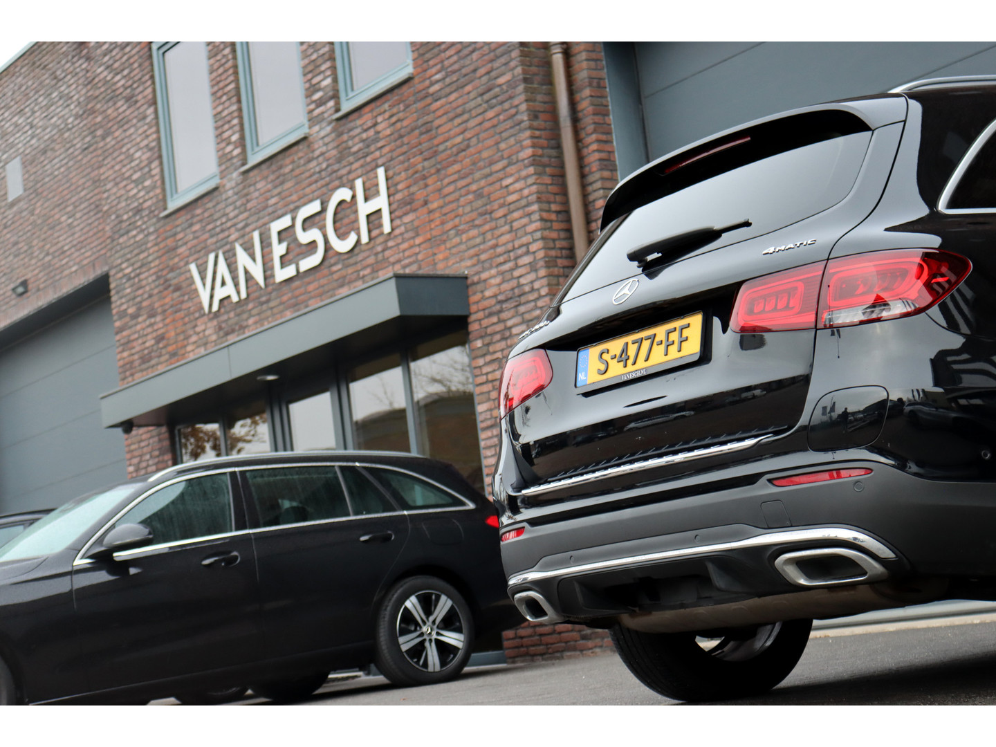 Mercedes-Benz Mercedes-Benz