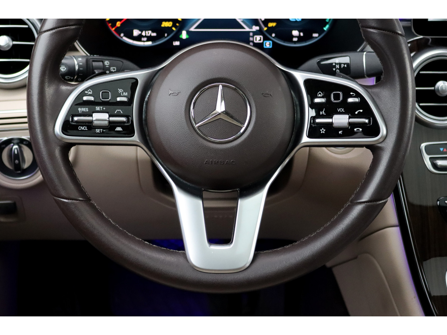 Mercedes-Benz Mercedes-Benz