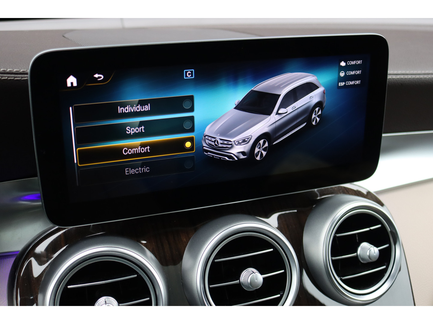 Mercedes-Benz Mercedes-Benz