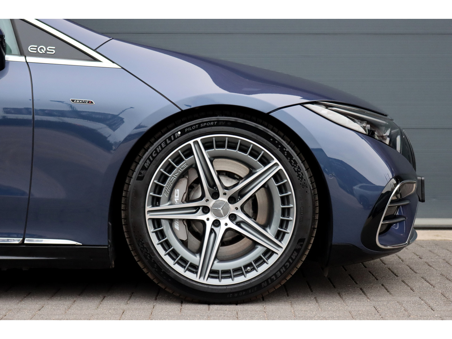 Mercedes-Benz Mercedes-Benz