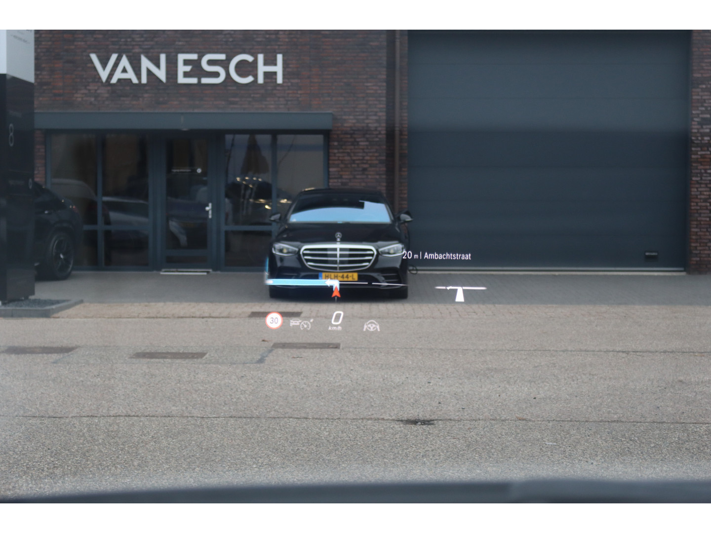 Mercedes-Benz Mercedes-Benz