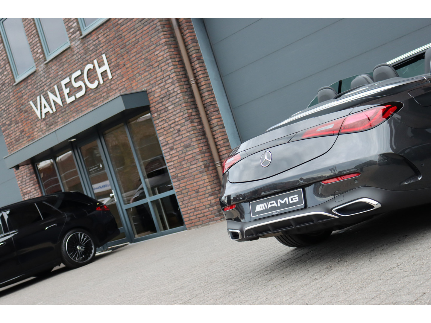 Mercedes-Benz Mercedes-Benz