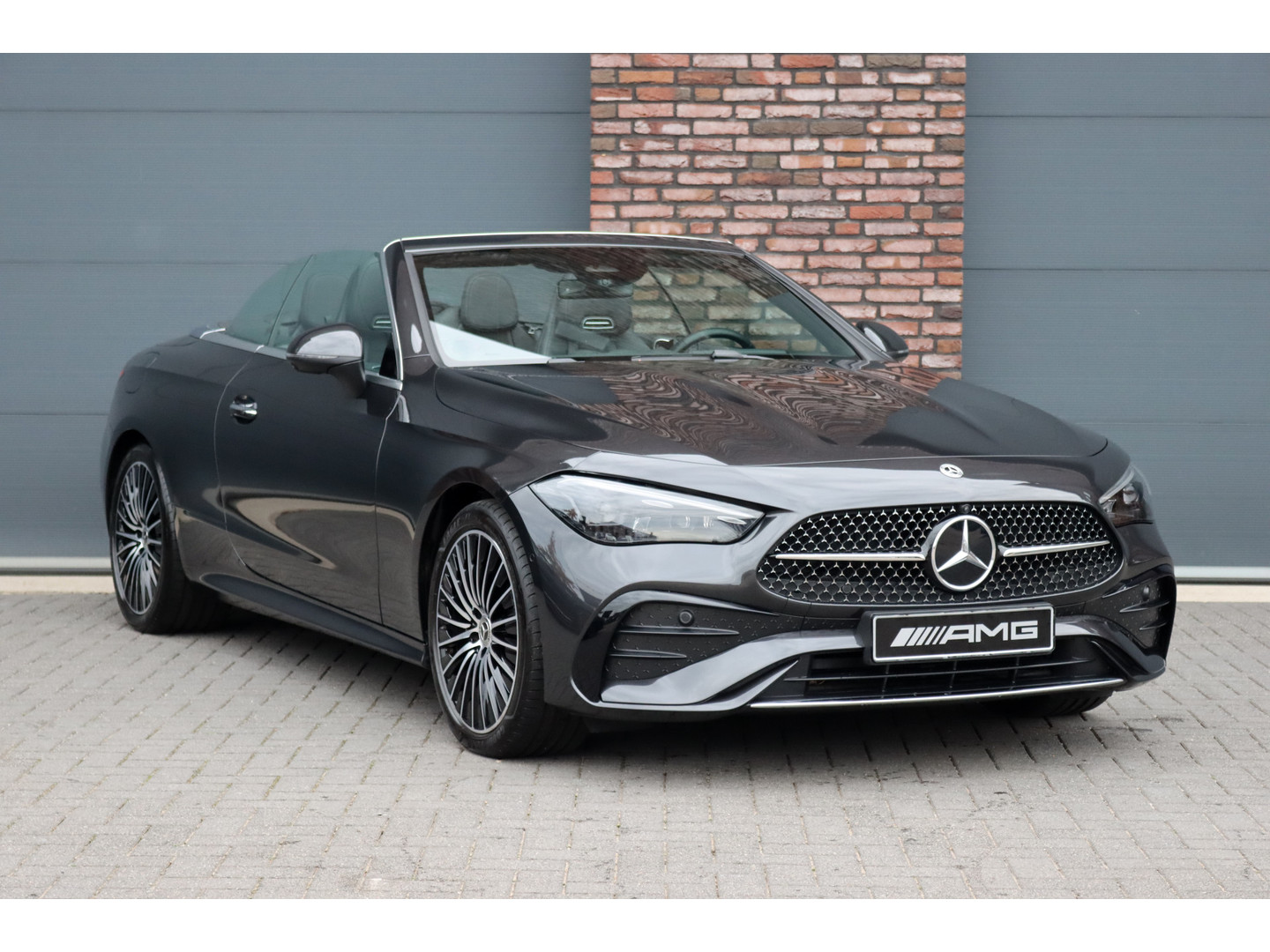 Mercedes-Benz Mercedes-Benz