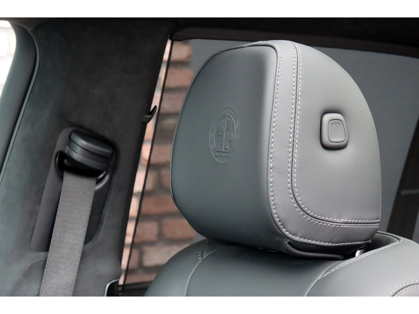 Mercedes-Benz Mercedes-Benz