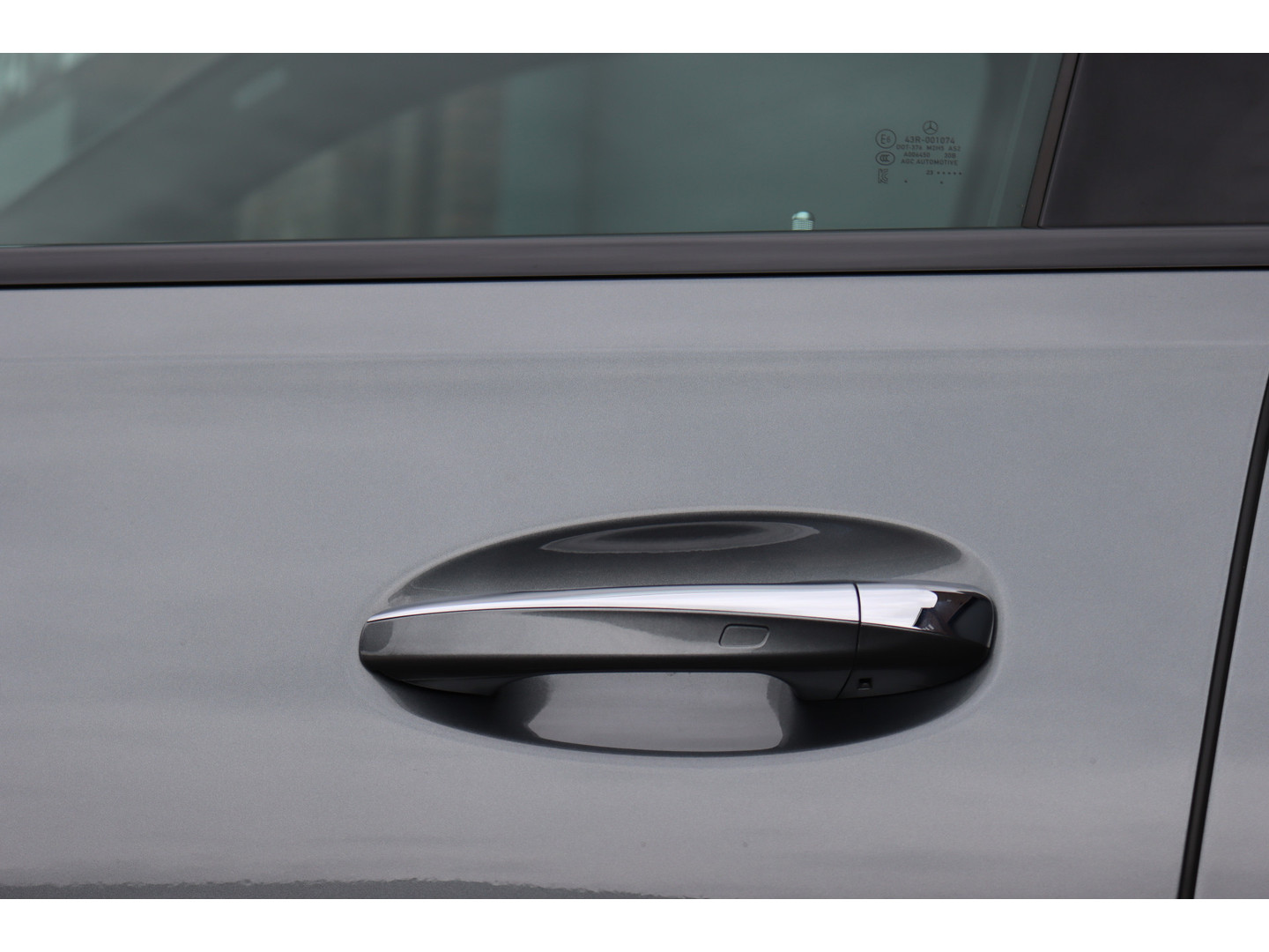 Mercedes-Benz Mercedes-Benz