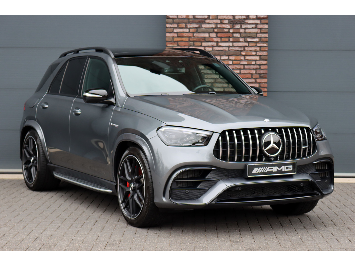 Mercedes-Benz Mercedes-Benz