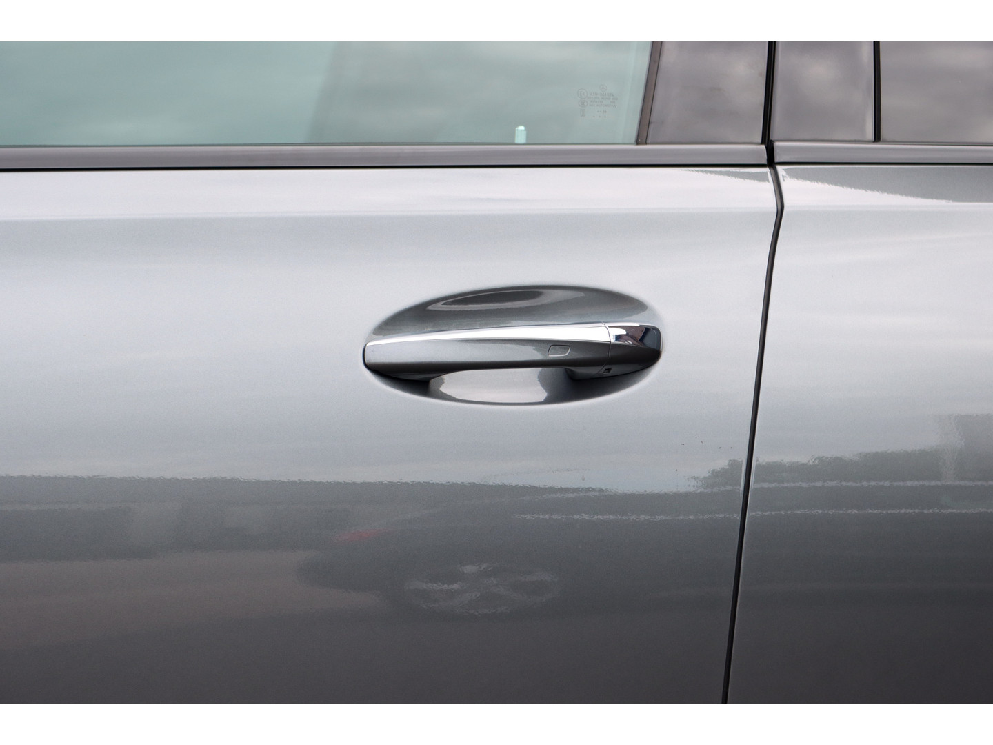 Mercedes-Benz Mercedes-Benz