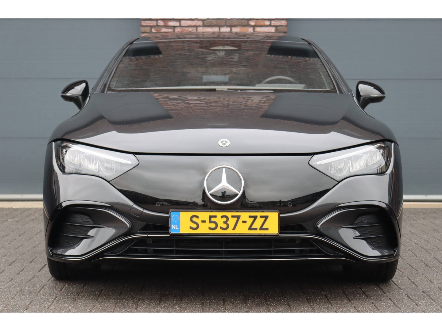 Mercedes-Benz Mercedes-Benz