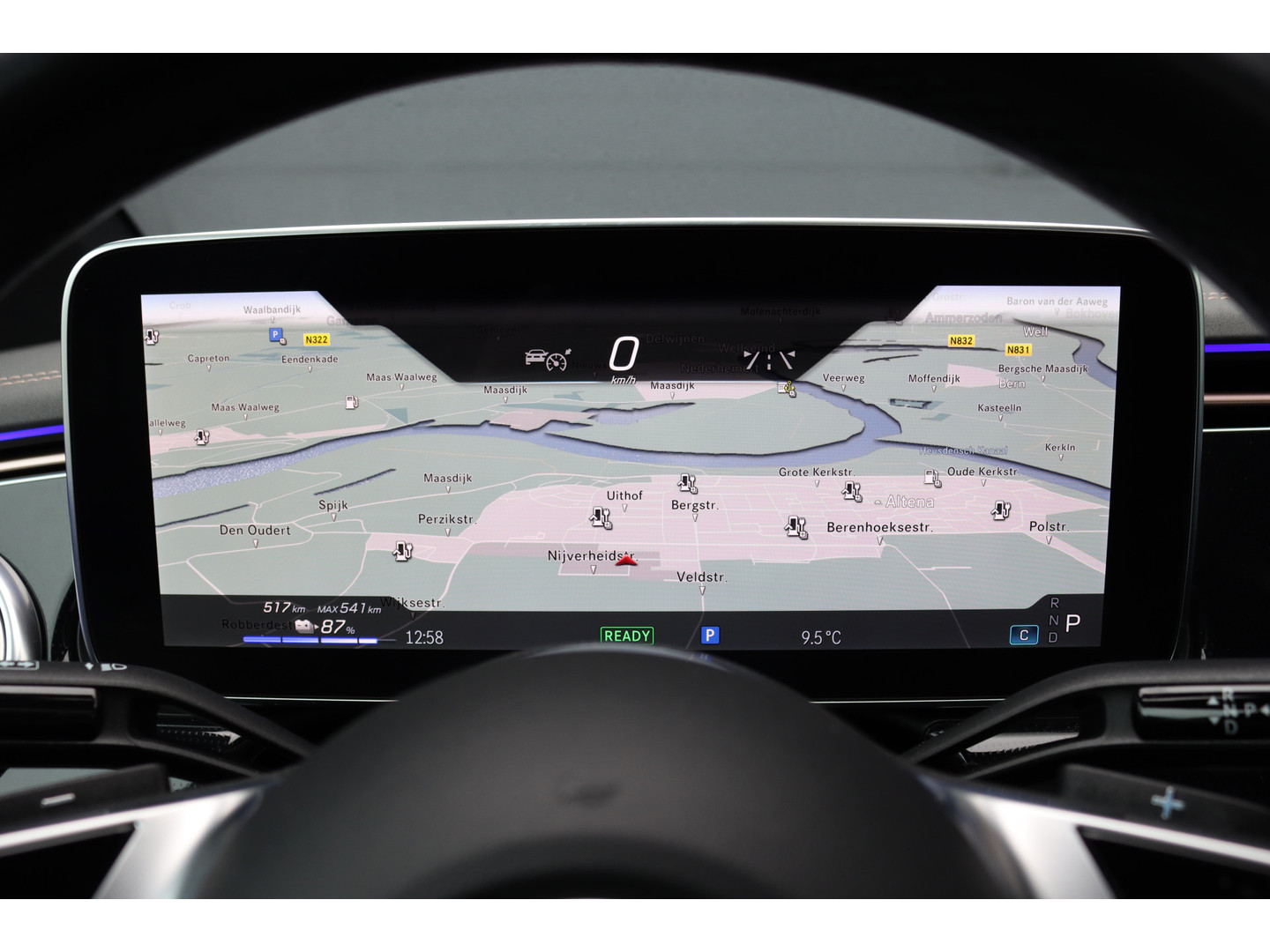 Mercedes-Benz Mercedes-Benz