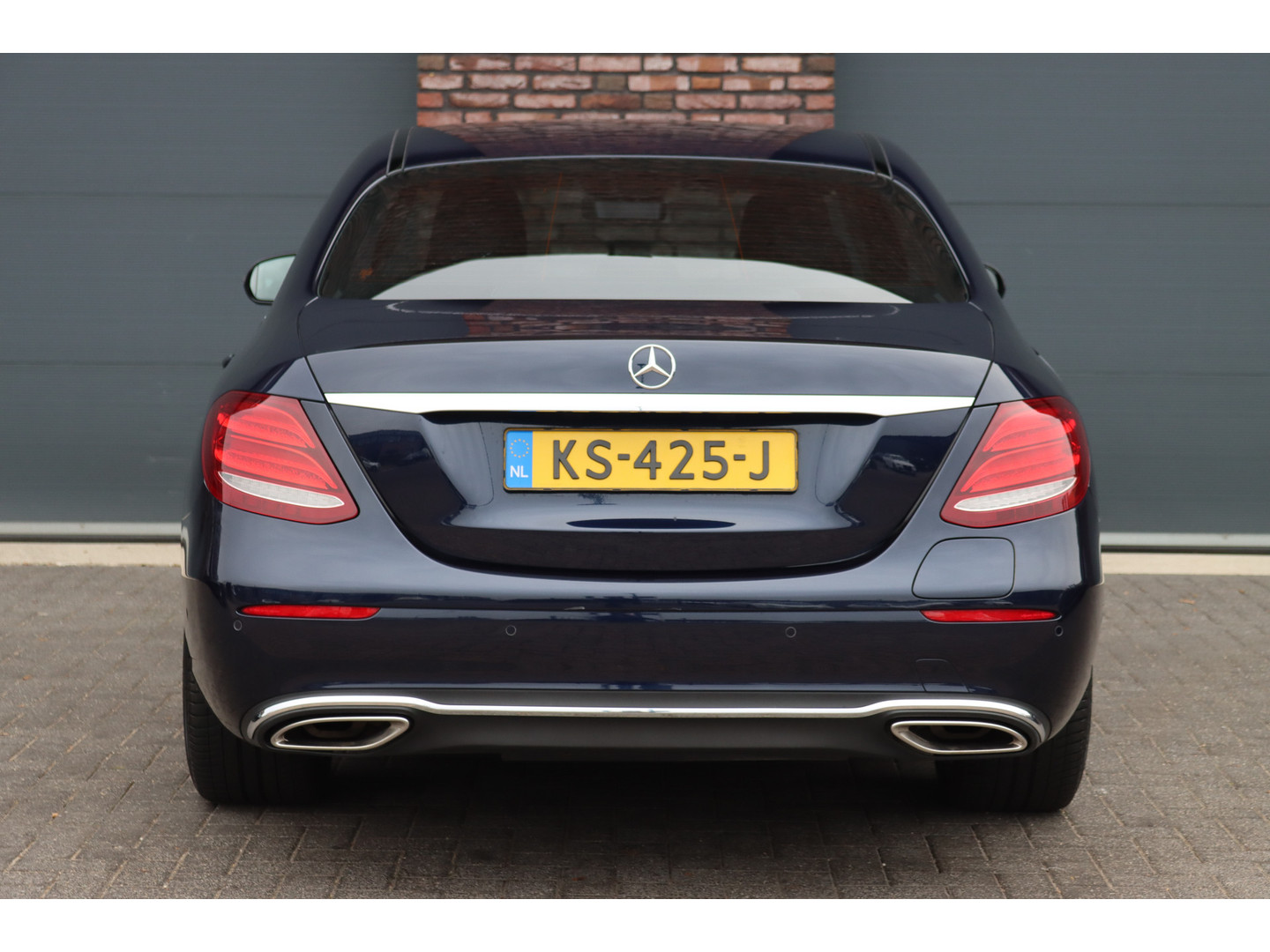 Mercedes-Benz Mercedes-Benz