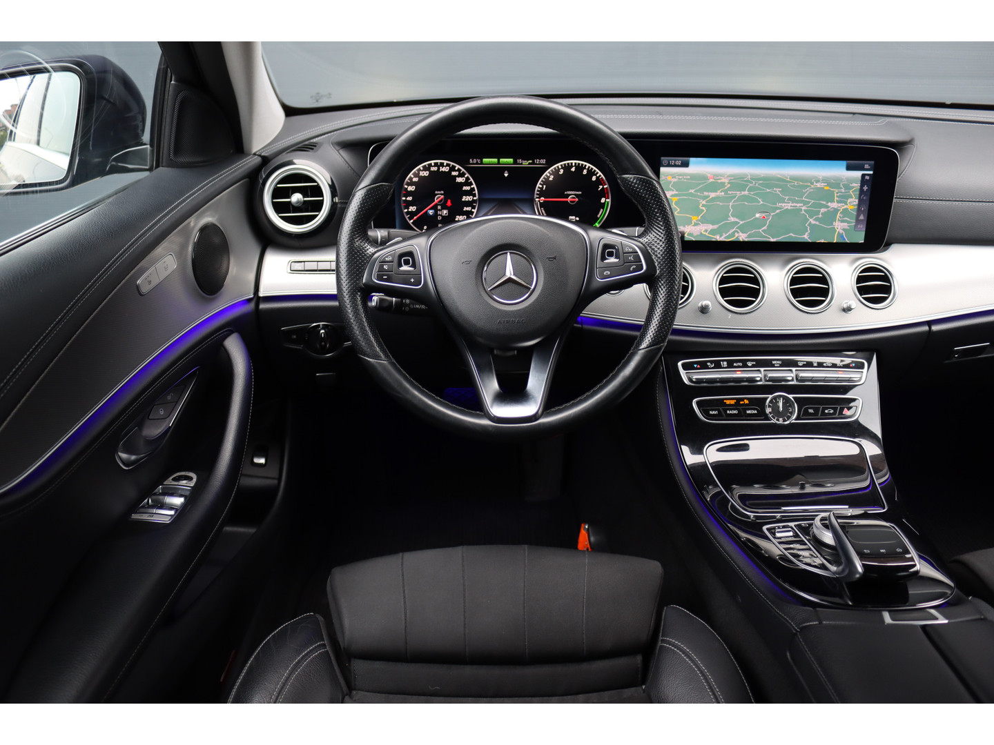 Mercedes-Benz Mercedes-Benz