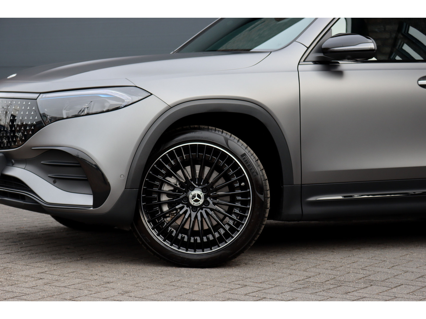 Mercedes-Benz Mercedes-Benz