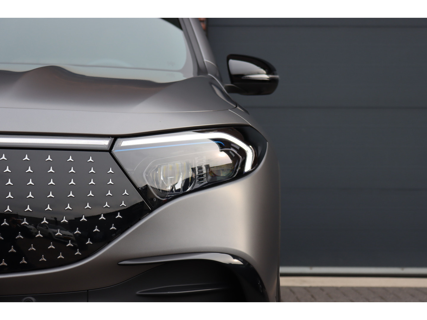 Mercedes-Benz Mercedes-Benz