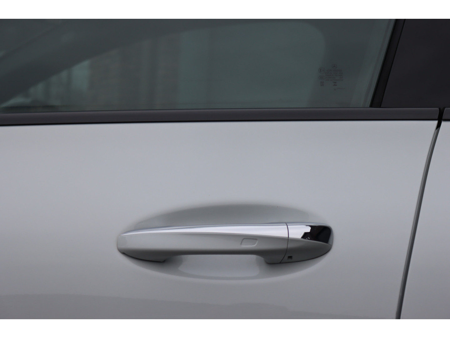 Mercedes-Benz Mercedes-Benz