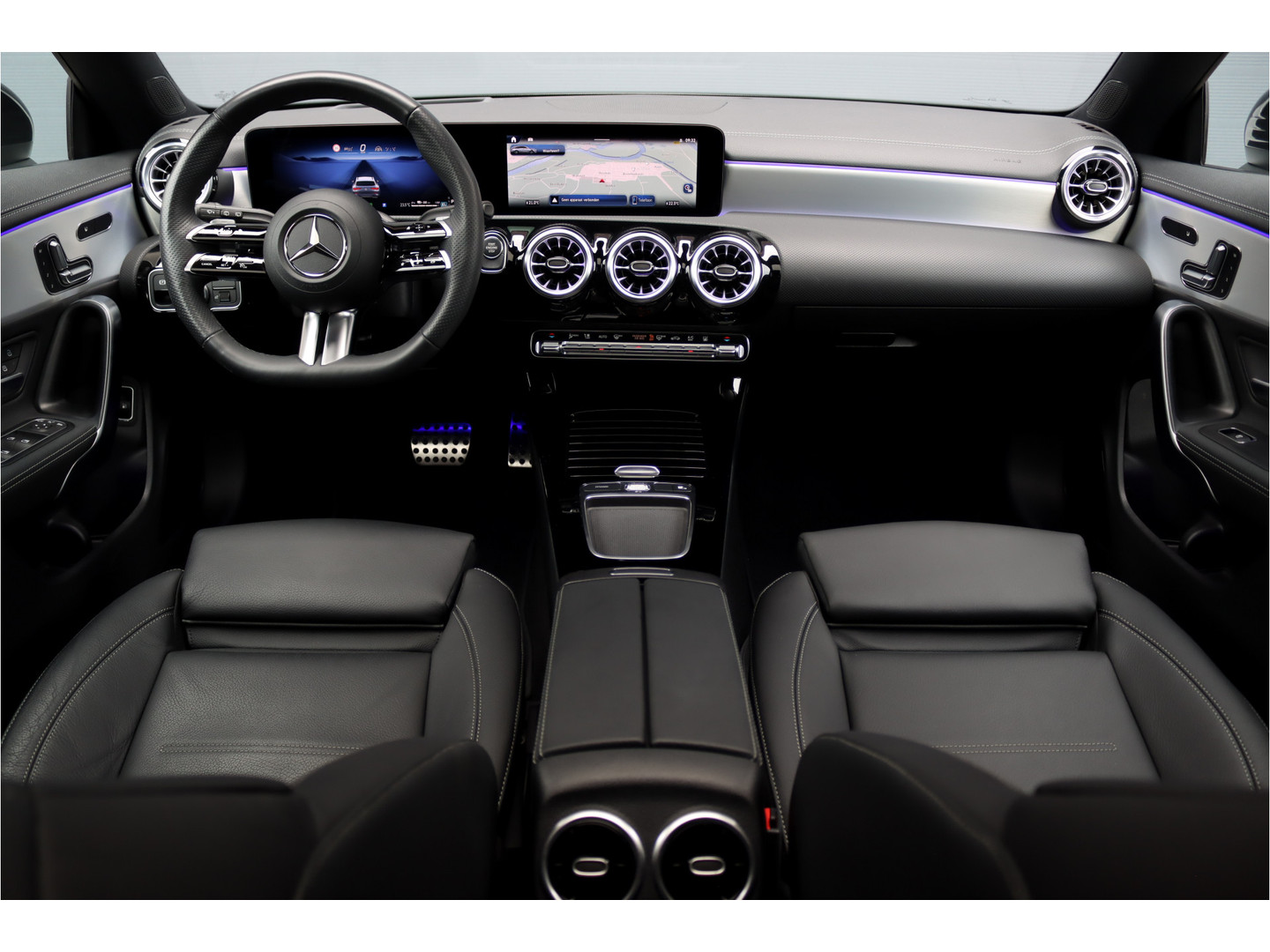 Mercedes-Benz Mercedes-Benz