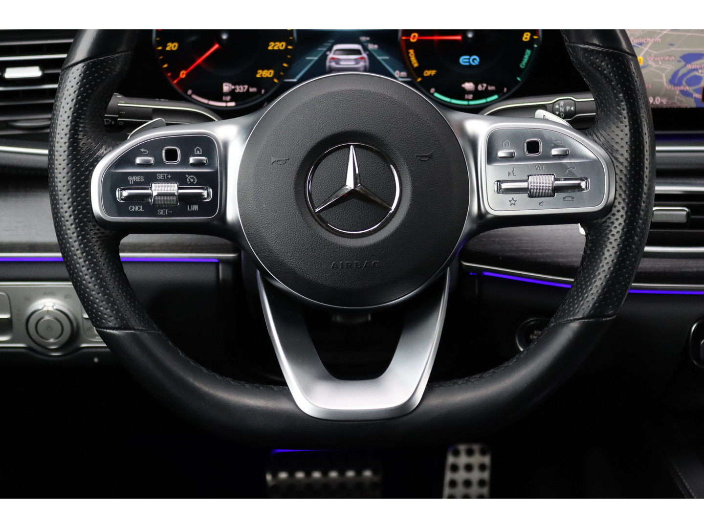 Mercedes-Benz Mercedes-Benz