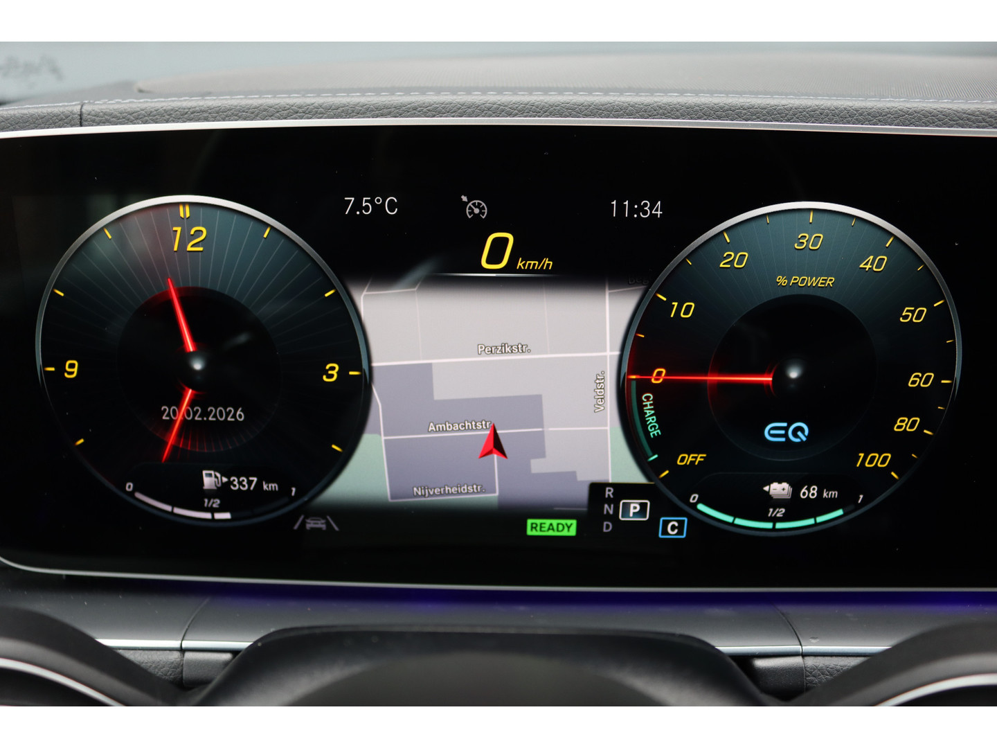 Mercedes-Benz Mercedes-Benz