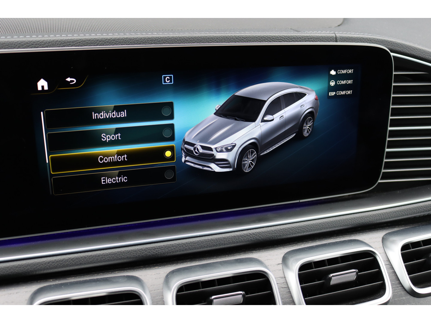 Mercedes-Benz Mercedes-Benz