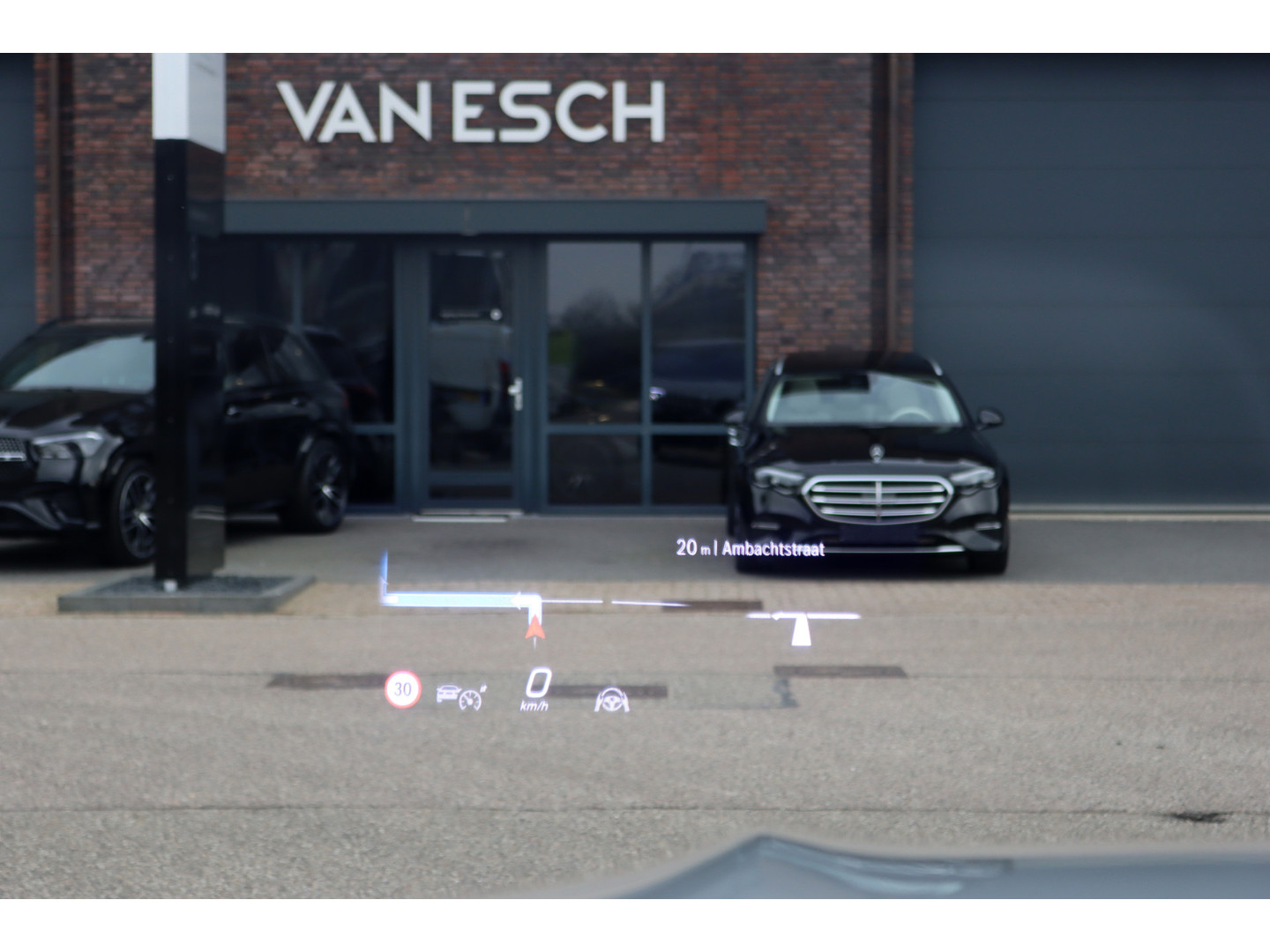 Mercedes-Benz Mercedes-Benz