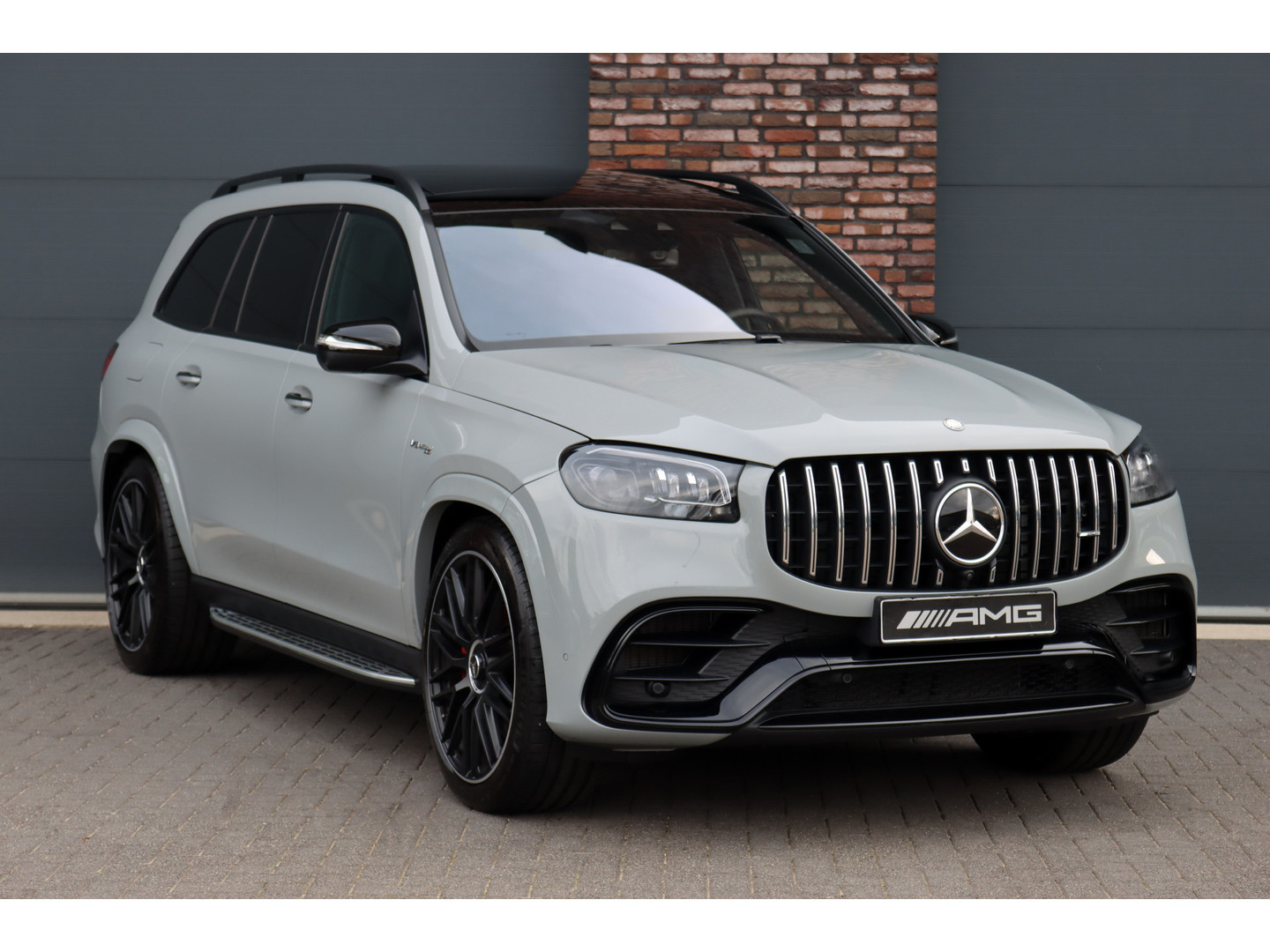 Mercedes-Benz Mercedes-Benz