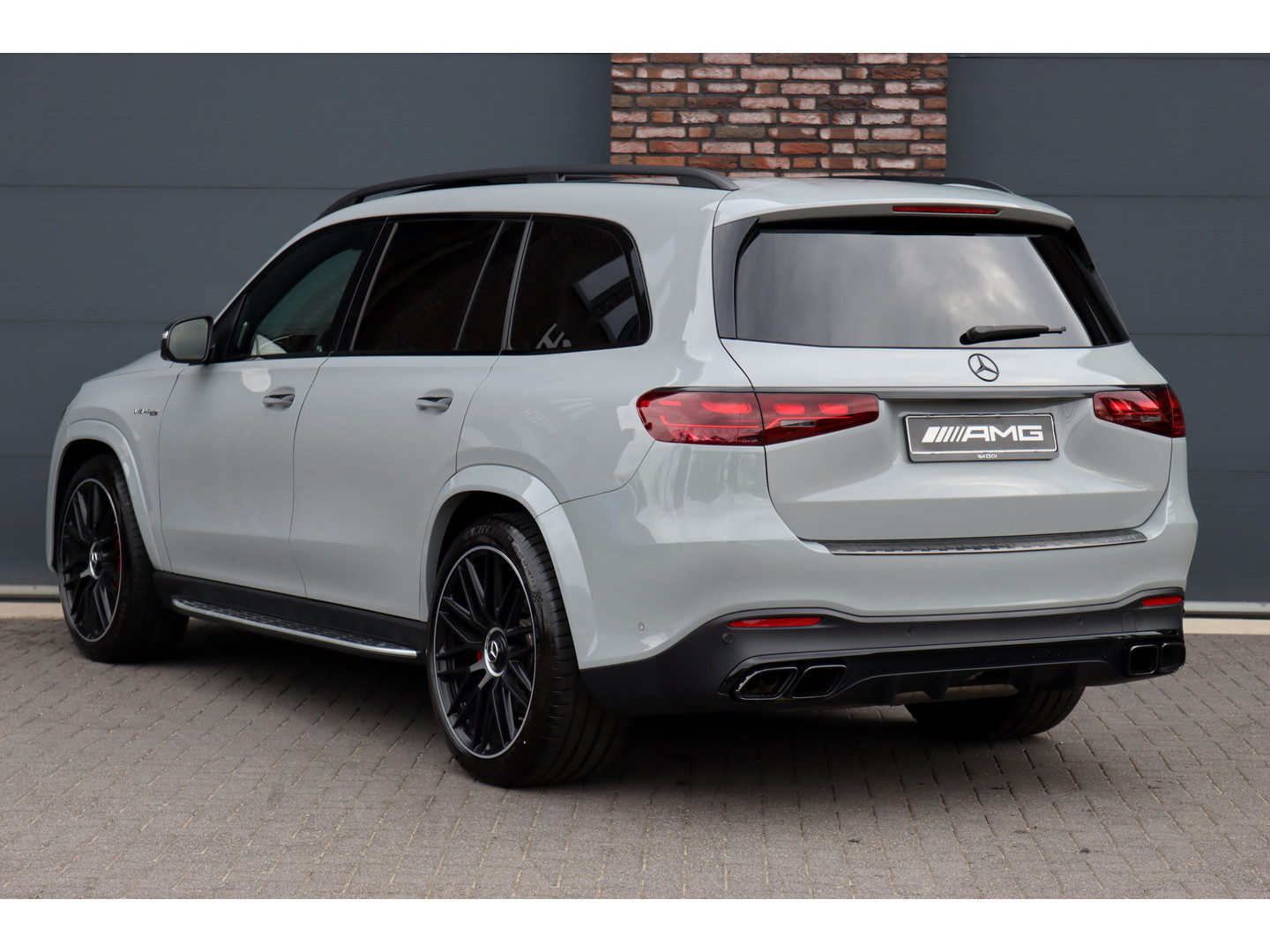 Mercedes-Benz Mercedes-Benz