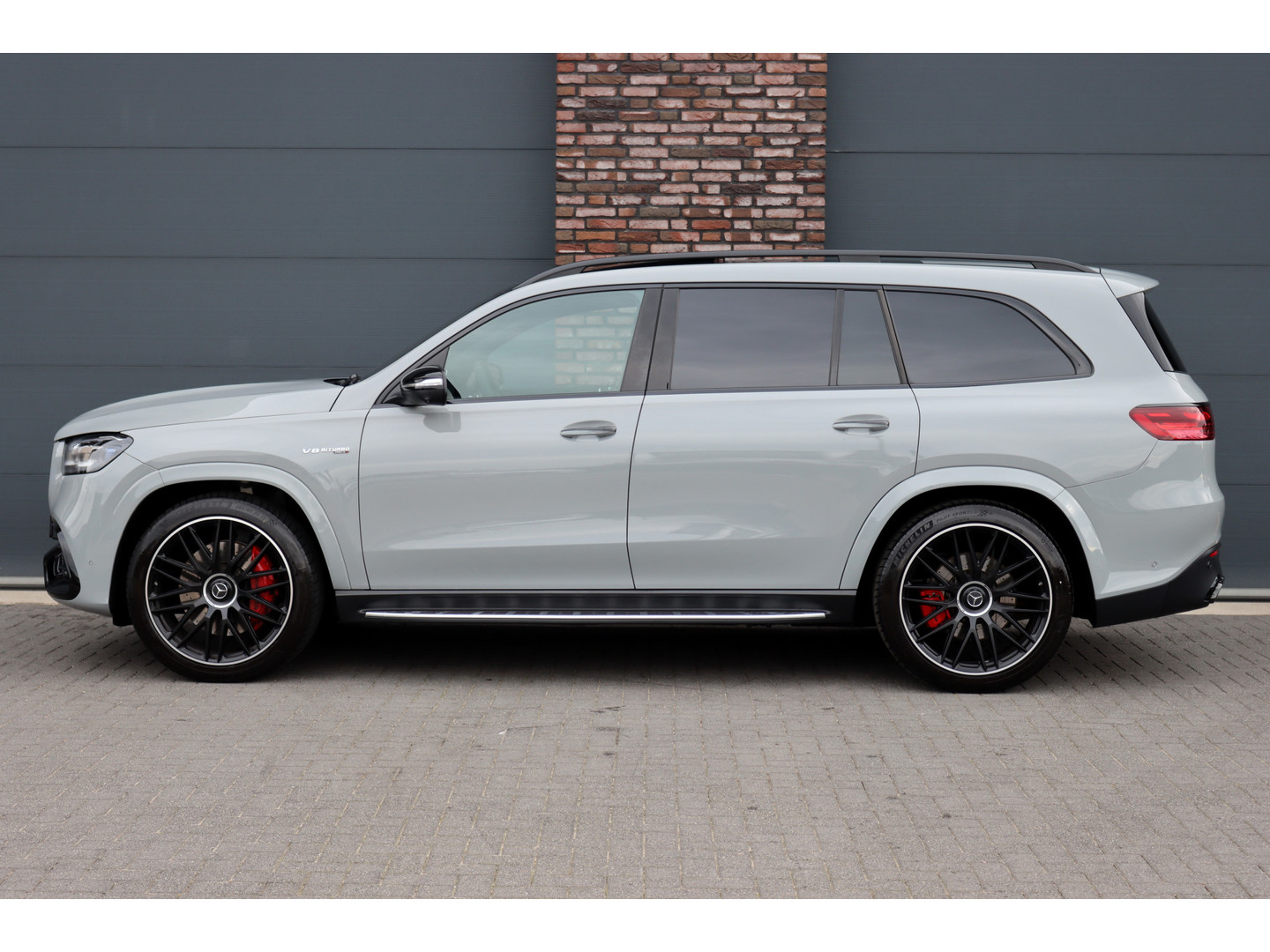 Mercedes-Benz Mercedes-Benz