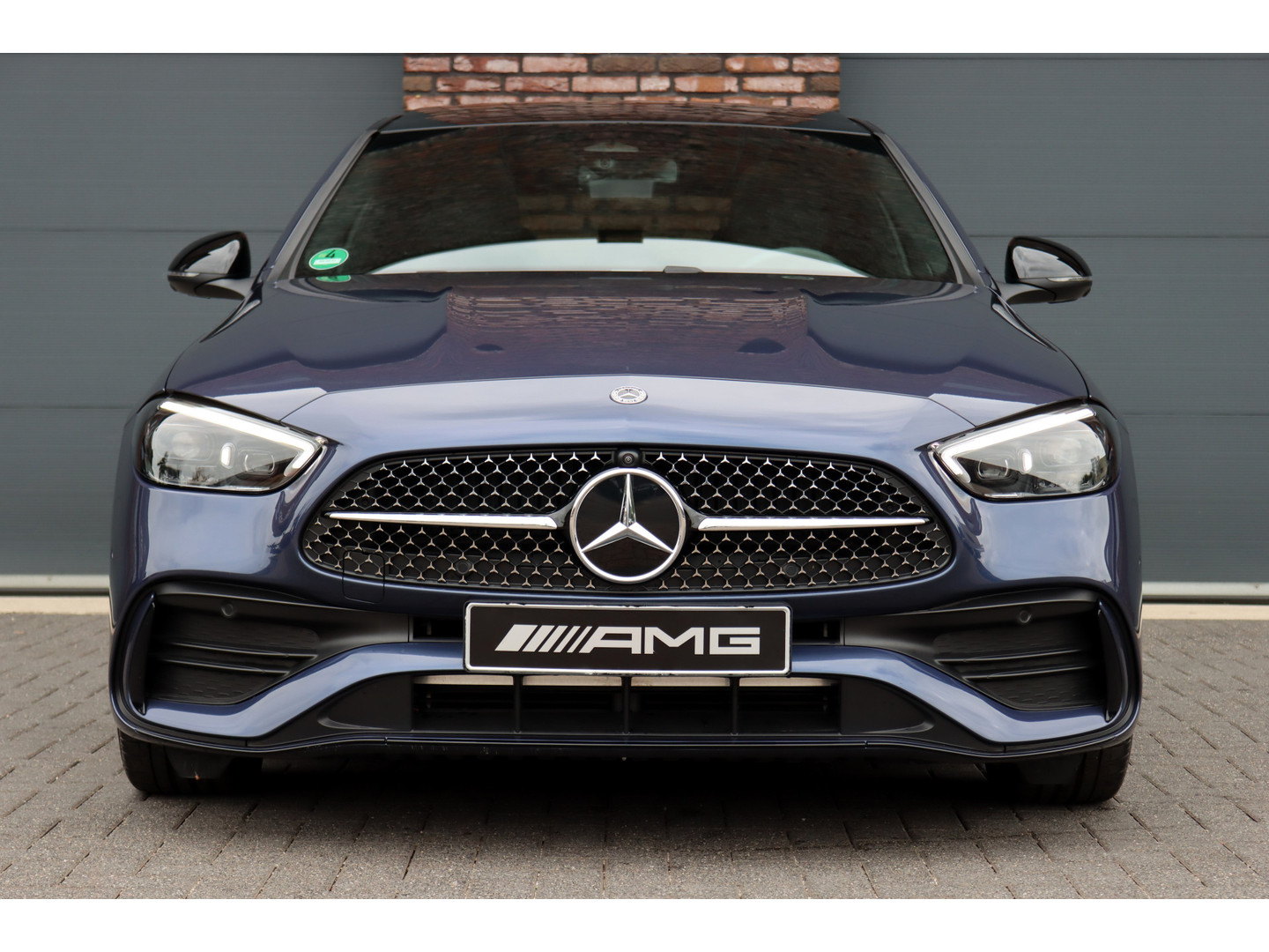 Mercedes-Benz Mercedes-Benz