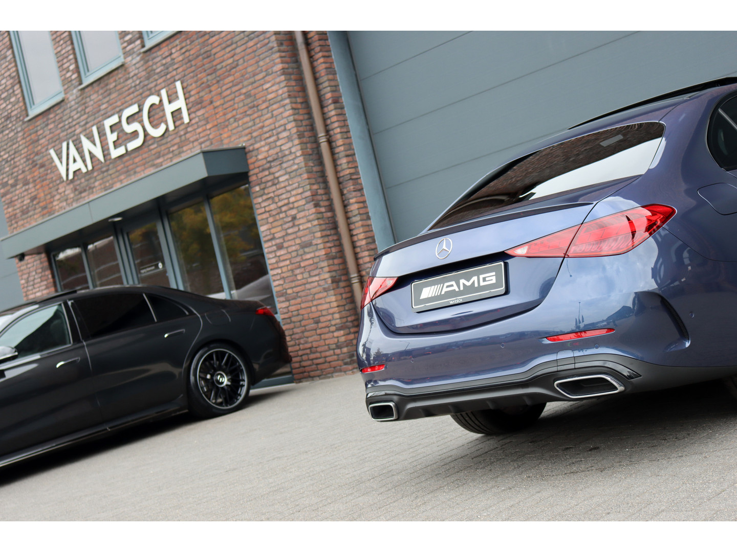 Mercedes-Benz Mercedes-Benz