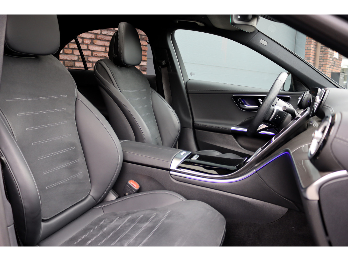 Mercedes-Benz Mercedes-Benz